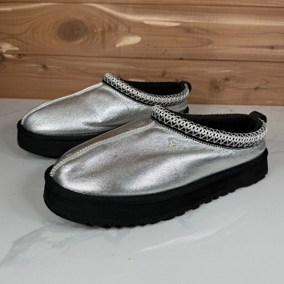 UGG Classic Metallic Slip On Mule Clog Shoes Women Silver Size 6 - Picture 11 of 15